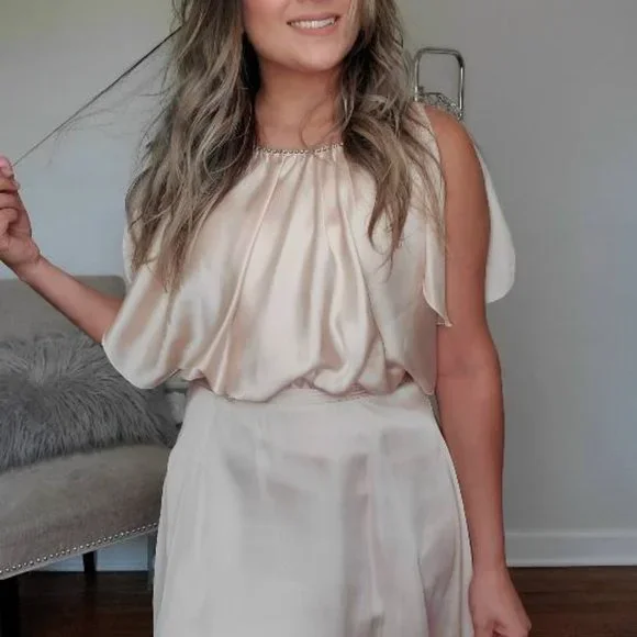 Pearl Pink Satin Dress - Picture 16 of 16